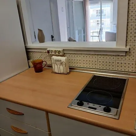 Estudio En Primera Linea De Playa Torremolinos