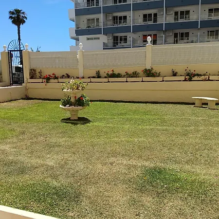 Estudio En Primera Linea De Playa * 托雷莫利诺斯